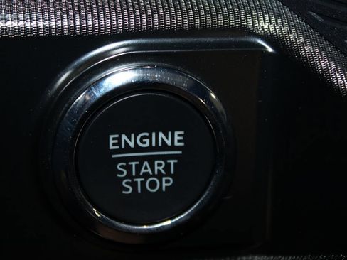 Used 2024 Ford F150 Raptor AWD/4WD image 46