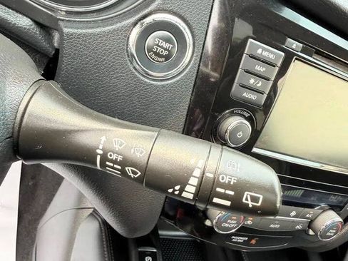Used 2020 Nissan Rogue SL w/ Premium Package AWD/4WD image 17