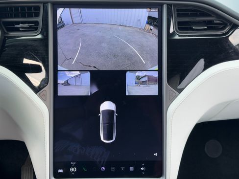 Used 2020 Tesla Model X Long Range image 29