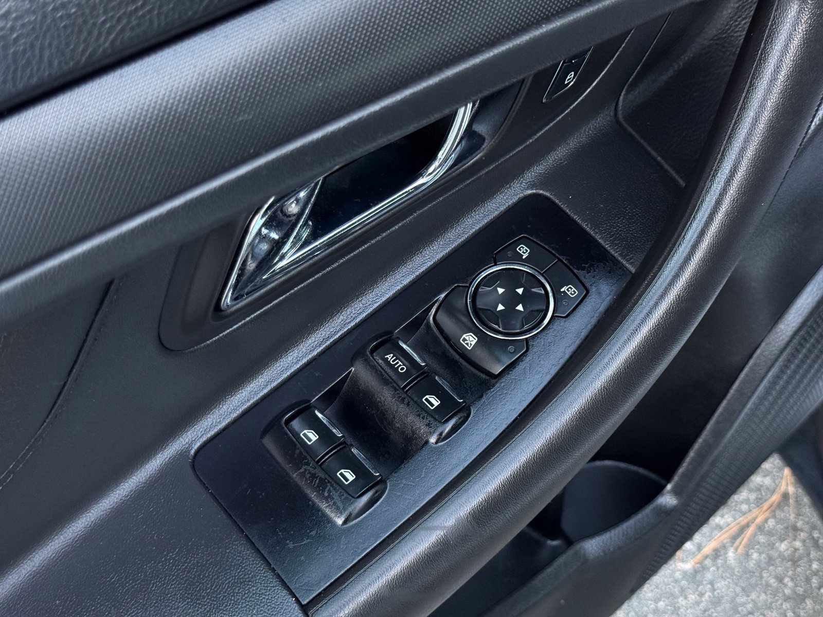 Used 2017 Ford Taurus Police Interceptor AWD image 11