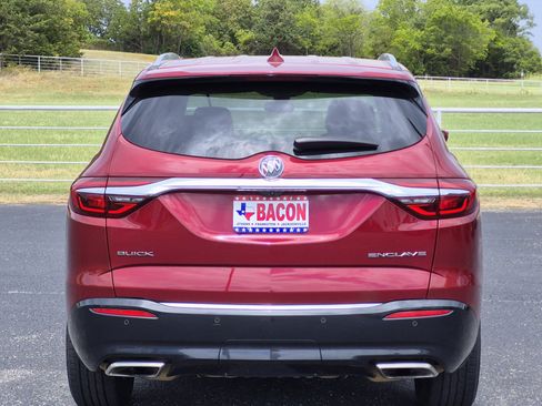 Used 2018 Buick Enclave Premium w/ Trailering Package FWD image 5