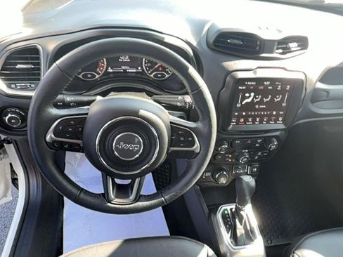 Used 2022 Jeep Renegade Limited AWD/4WD image 15