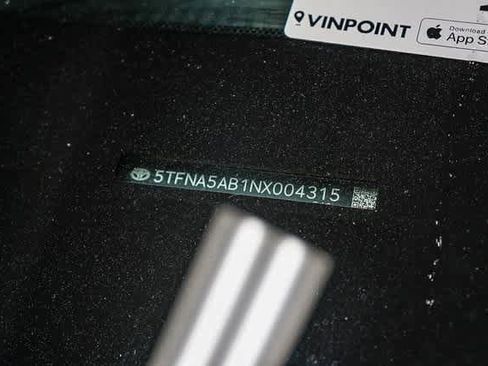 Used 2022 Toyota Tundra Platinum w/ Advanced Package image 43