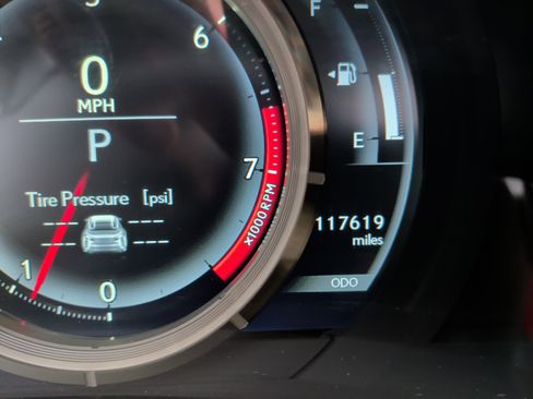 Used 2015 Lexus RC 350 w/ F Sport w/Summer Tires image 20