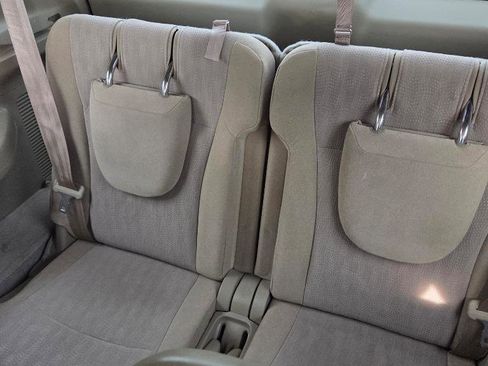 Used 2013 Toyota Highlander FWD image 10