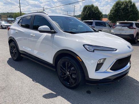 Used 2024 Buick Encore GX Sport Touring w/ Comfort Package image 3