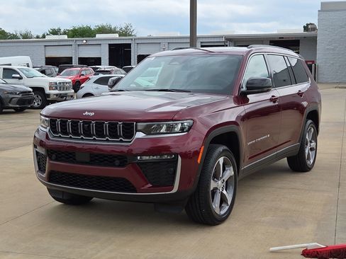 New 2026 Jeep Grand Cherokee L Limited image 2