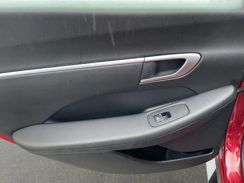 Used 2025 Hyundai Sonata SEL FWD image 14