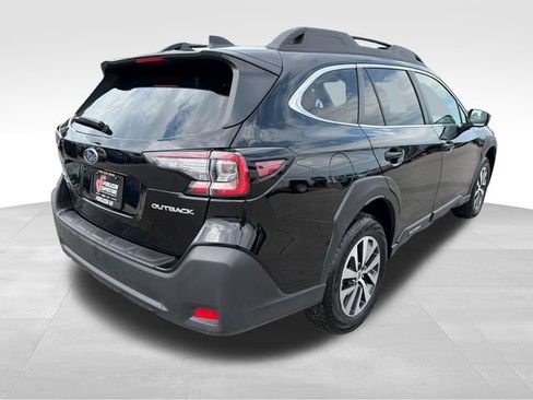 Certified 2025 Subaru Outback Premium AWD/4WD image 7