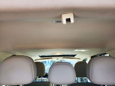 Used 2010 Mercury Mariner Premier image 41