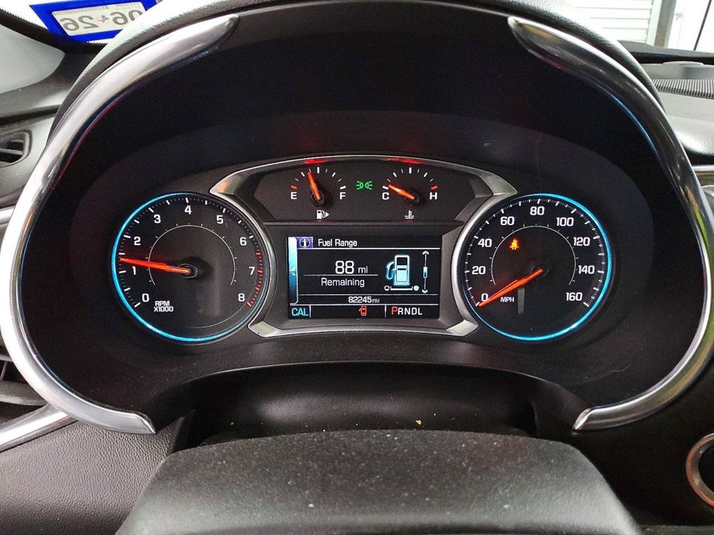 Used 2018 Chevrolet Malibu Premier w/ Premier Sun and Wheel Package FWD image 10
