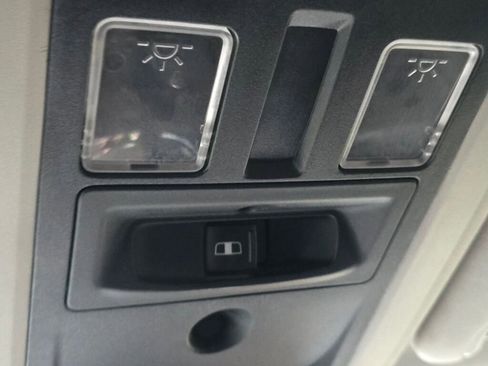 Used 2018 RAM 2500 Laramie image 39