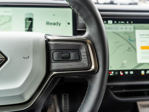 Used 2024 Rivian R1S Adventure image 27