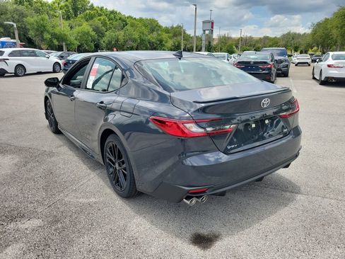 Used 2026 Toyota Camry SE FWD image 4