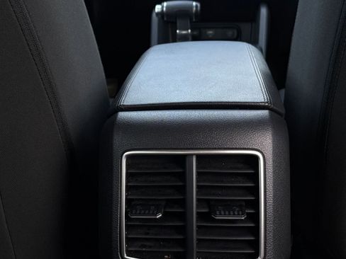 Used 2025 Kia Sportage LX image 27