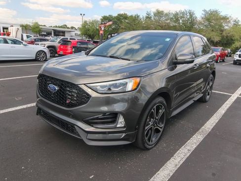 Used 2019 Ford Edge ST w/ Equipment Group 401A image 2