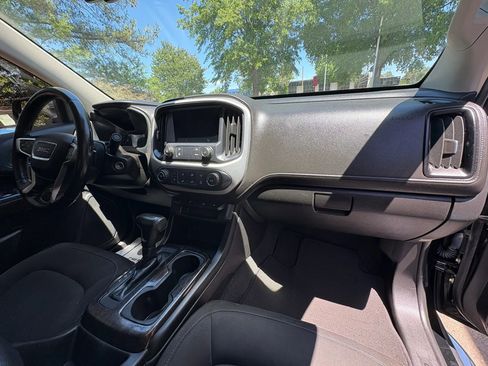 Used 2019 GMC Canyon SLE AWD/4WD image 10