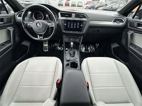 Used 2021 Volkswagen Tiguan SE R-Line image 20