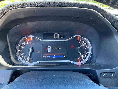 Used 2018 Honda Pilot Touring image 13