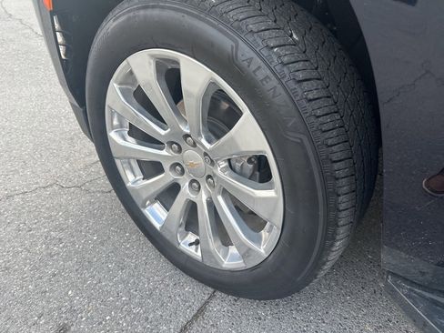 Used 2023 Chevrolet Tahoe Premier image 9