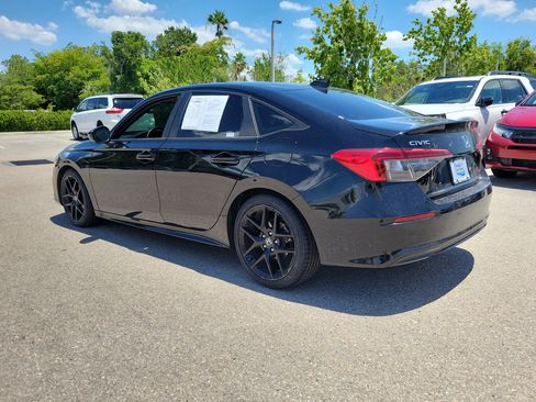 Used 2023 Honda Civic Sport image 4