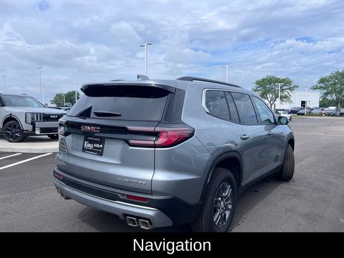 Used 2026 GMC Acadia Elevation FWD image 3