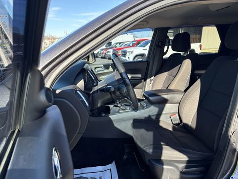 Used 2018 Dodge Durango SXT w/ 3rd Row Seating Group image 11