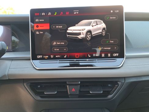 New 2026 Volkswagen Tiguan SE R-Line AWD/4WD image 20