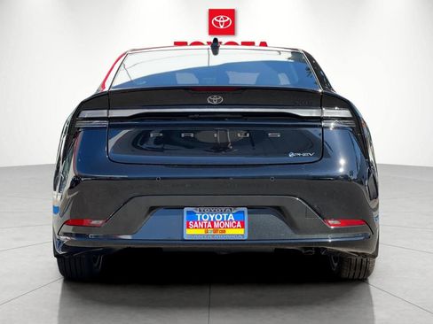 New 2026 Toyota Prius Plug-In Hybrid FWD image 4