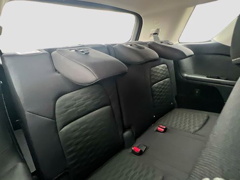 New 2026 Nissan Pathfinder SV image 29