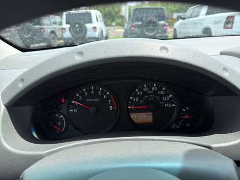 Used 2006 Nissan Frontier XE w/ (G01) XE Preferred Pkg RWD image 26