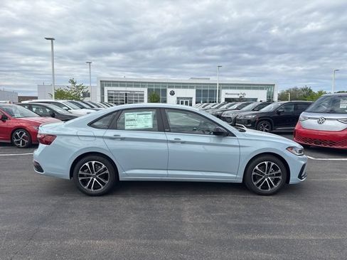 New 2026 Volkswagen Jetta Sport FWD image 5