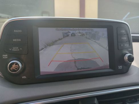 Used 2020 Hyundai Santa Fe SEL w/ Convenience Package FWD image 25