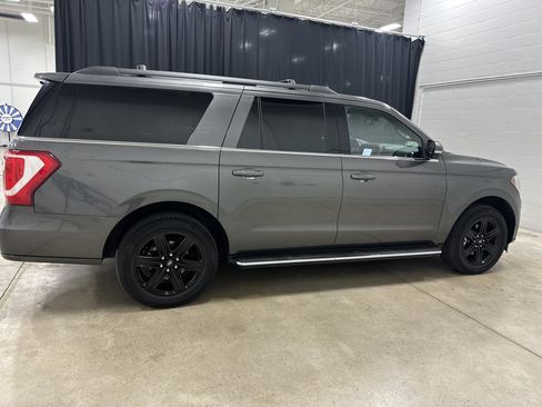 Used 2020 Ford Expedition Max XLT w/ Equipment Group 202A AWD/4WD image 12