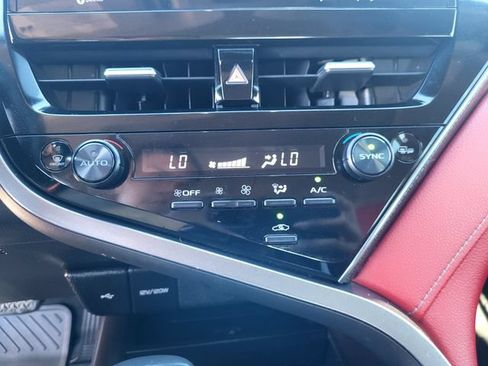 Used 2021 Toyota Camry XSE FWD image 18