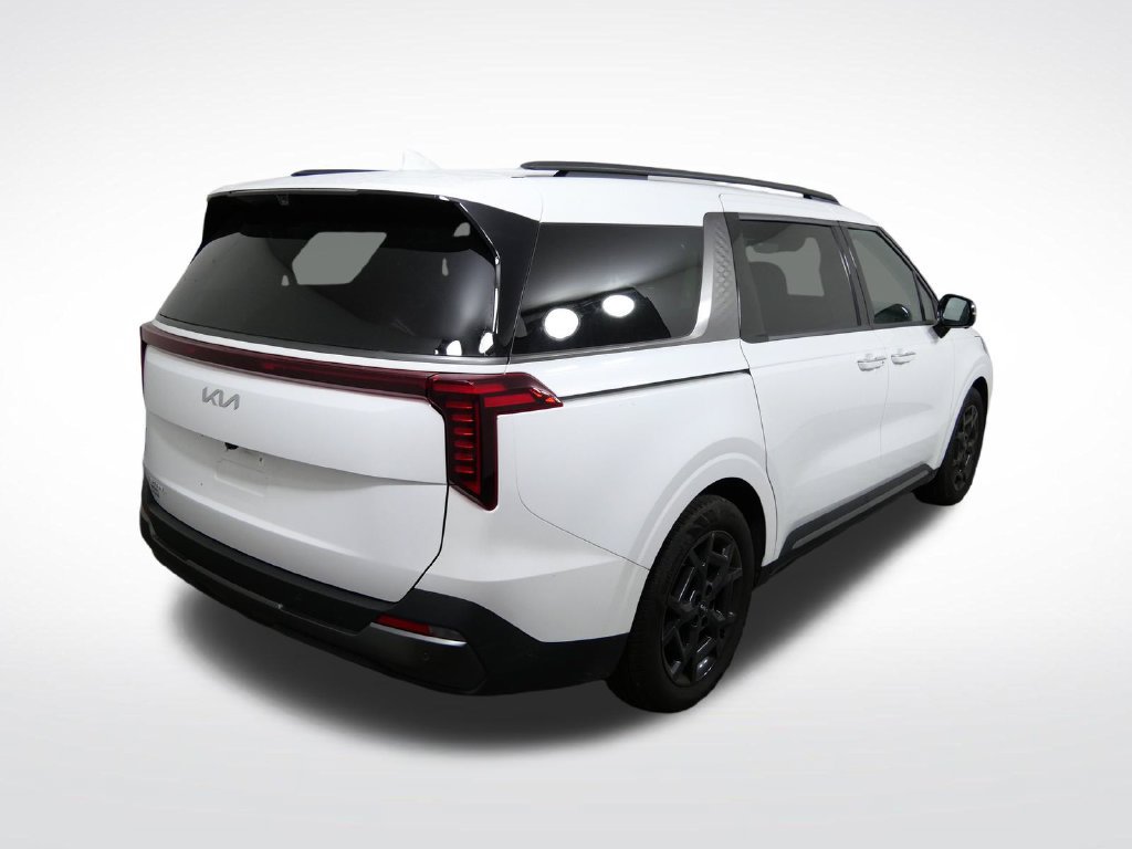 Used 2025 Kia Carnival SX Prestige FWD image 3