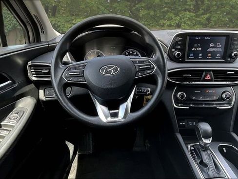 Used 2019 Hyundai Santa Fe SE AWD/4WD image 8