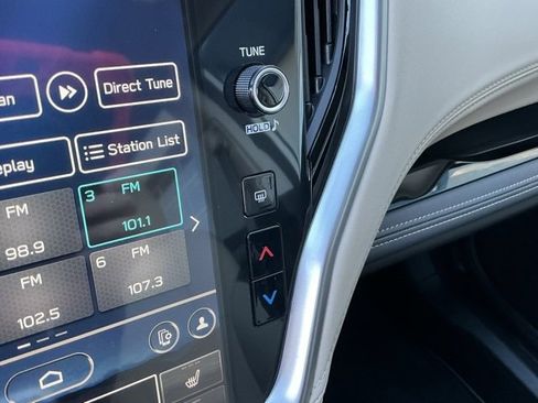 Certified 2023 Subaru Outback Limited image 23