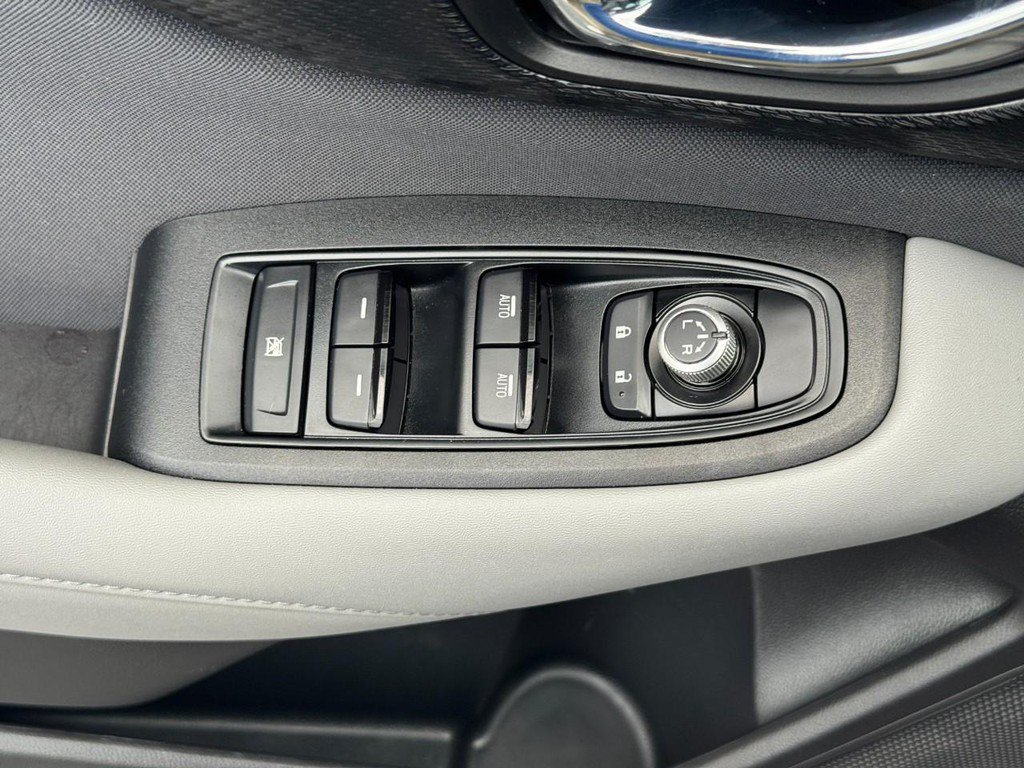 Used 2023 Subaru Outback Premium AWD/4WD image 19