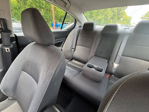 Used 2025 Nissan Altima 2.5 SV FWD image 34