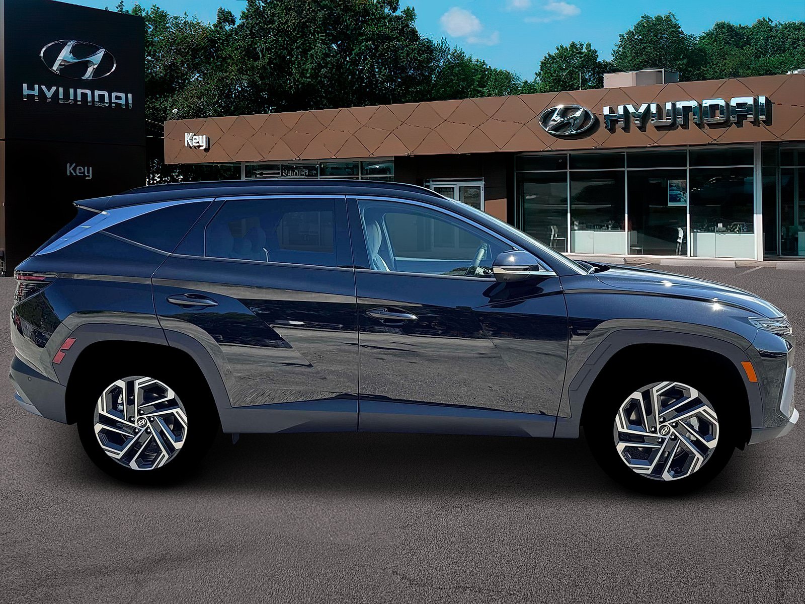 New 2026 Hyundai Tucson Limited AWD/4WD image 10