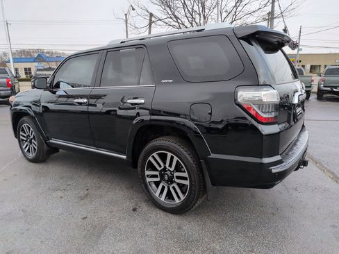 Used 2022 Toyota 4Runner Limited image 3