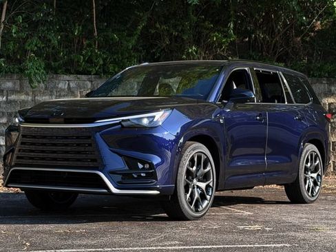 New 2026 Lexus TX 500h AWD w/ Technology Package image 11