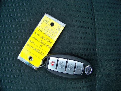 Used 2015 Nissan Altima 2.5 S w/ Power Driver Seat Package FWD image 27
