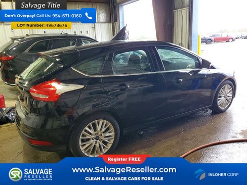 Used 2018 Ford Focus Titanium FWD image 4