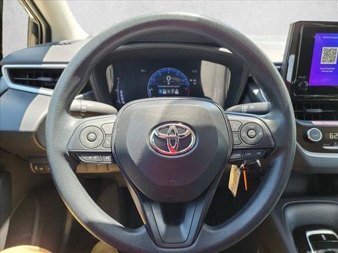 Used 2026 Toyota Corolla LE FWD image 15