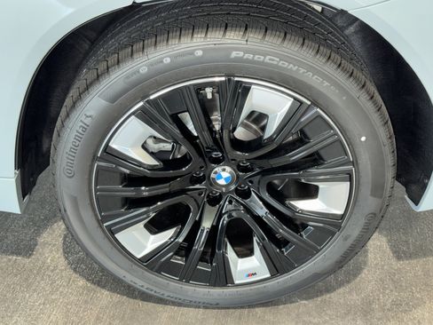 New 2026 BMW X3 xDrive30i w/ M Sport Package AWD/4WD image 25