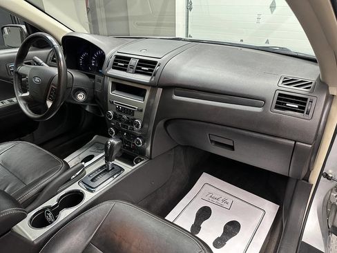 Used 2011 Ford Fusion SEL image 22