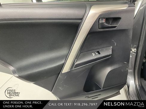 Used 2014 Toyota RAV4 LE image 36