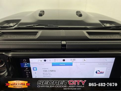 New 2025 Jeep Gladiator Mojave image 20